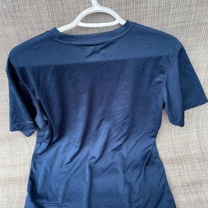 Navy blue Columbia shirt good condition